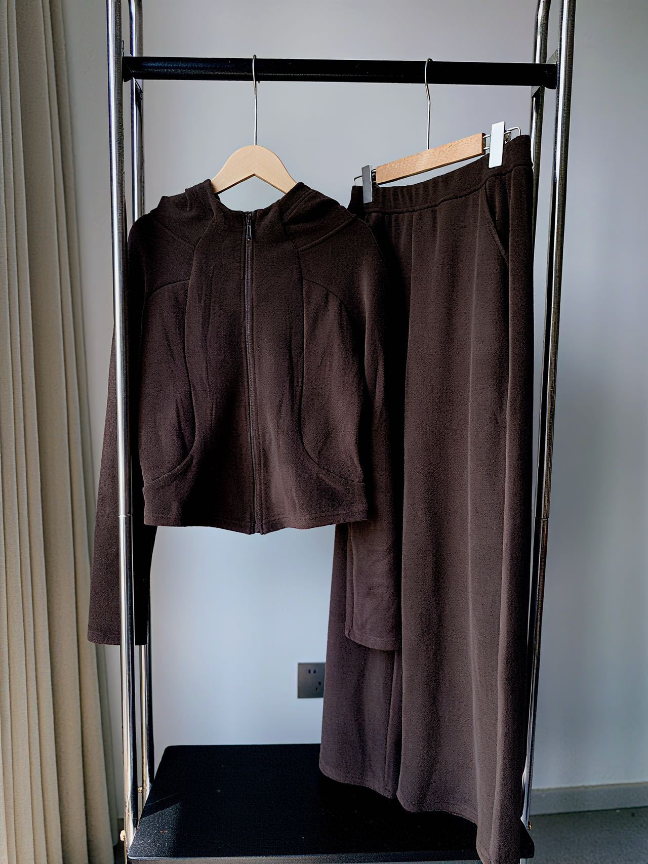 Women's slim-fit hooded cardigan and trousers two-piece set