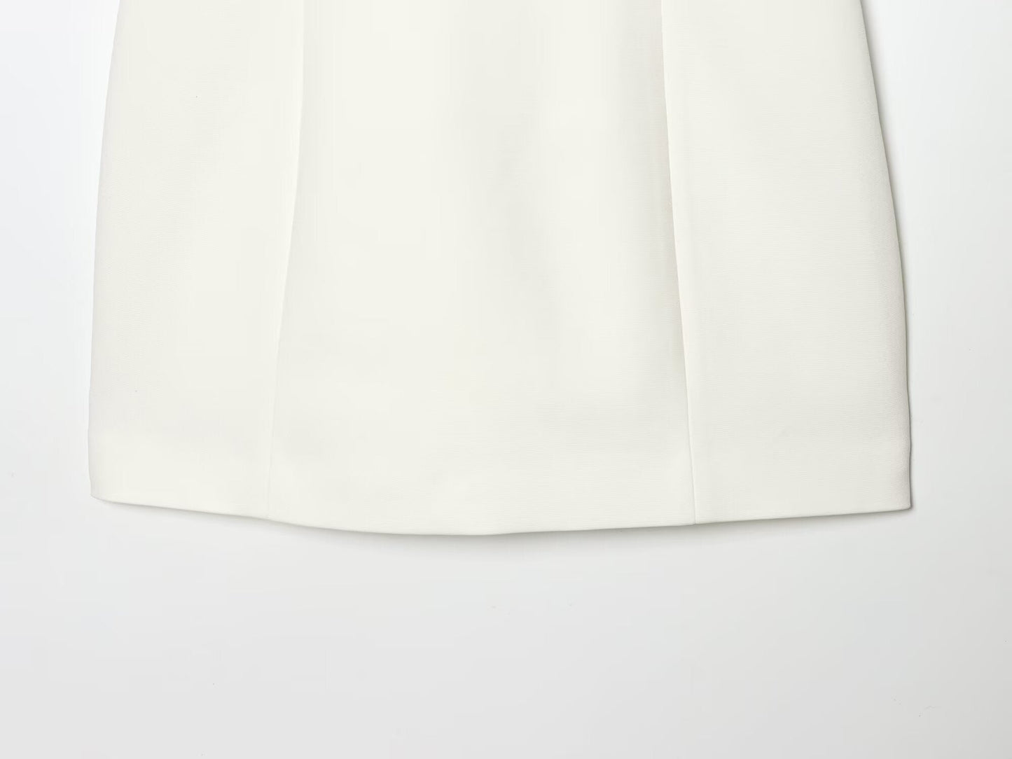 Women's pleated decorative short sleeved mini dress