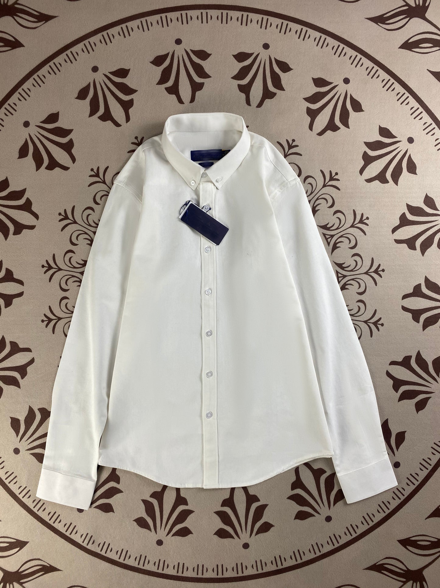 Men and women with the same new casual Joker cotton embroidered couple long sleeve shirt.