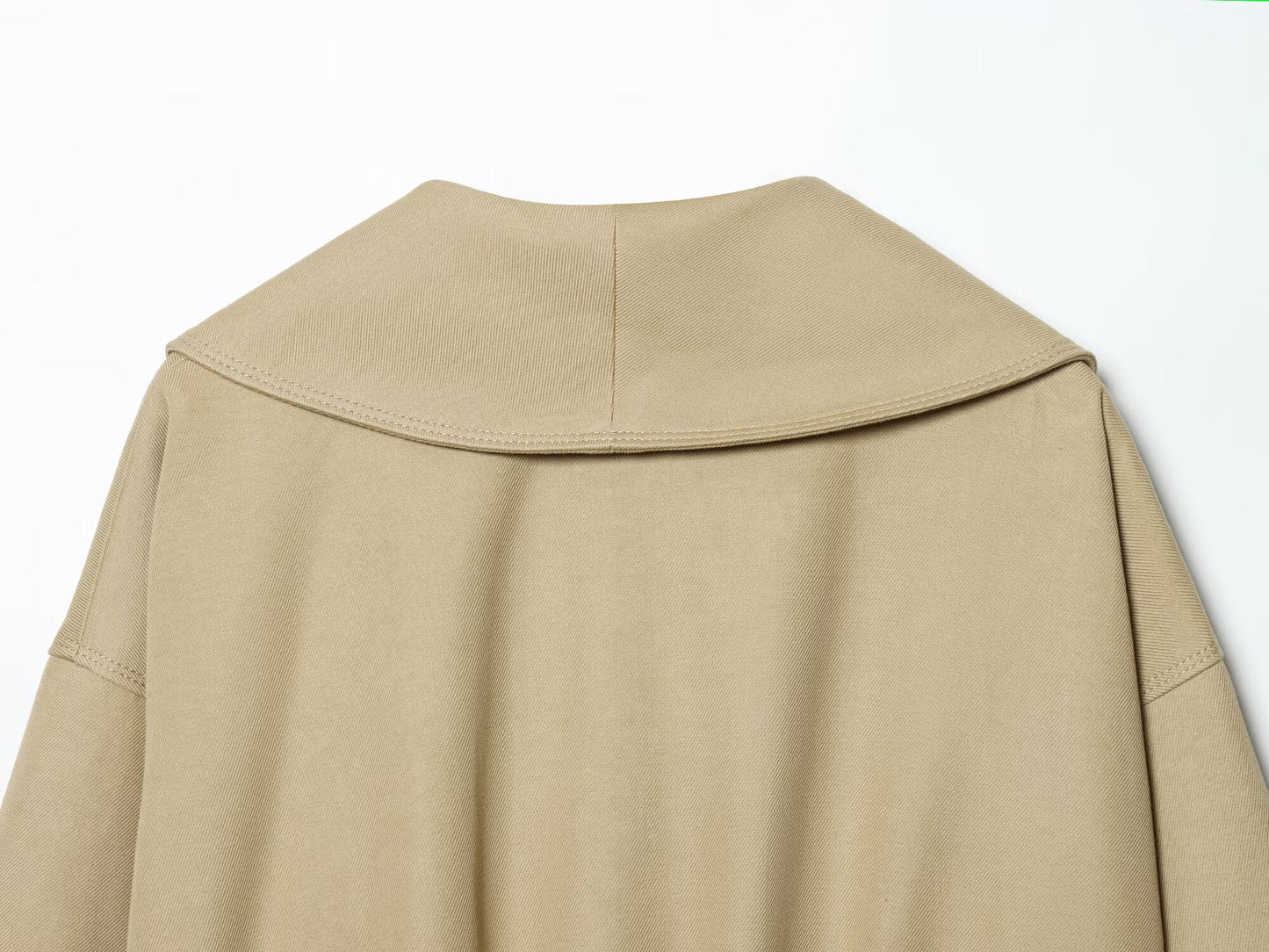 Women's long sleeved lapel short Coat
