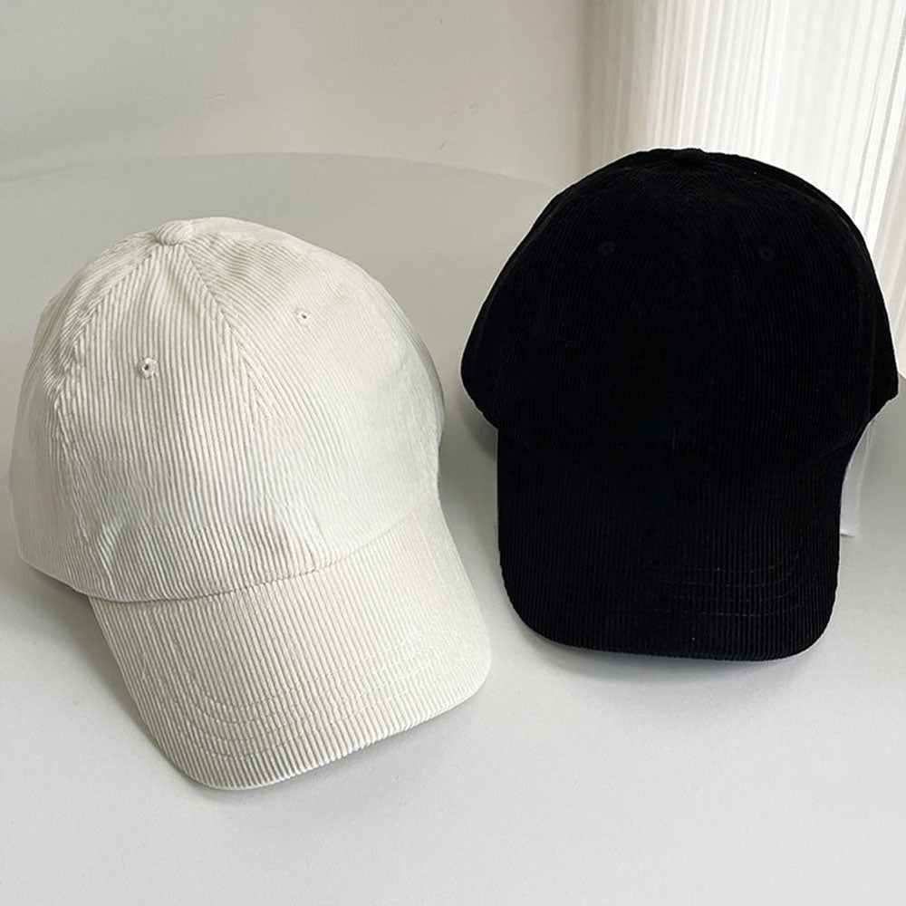 New corduroy baseball cap in autumn and winter