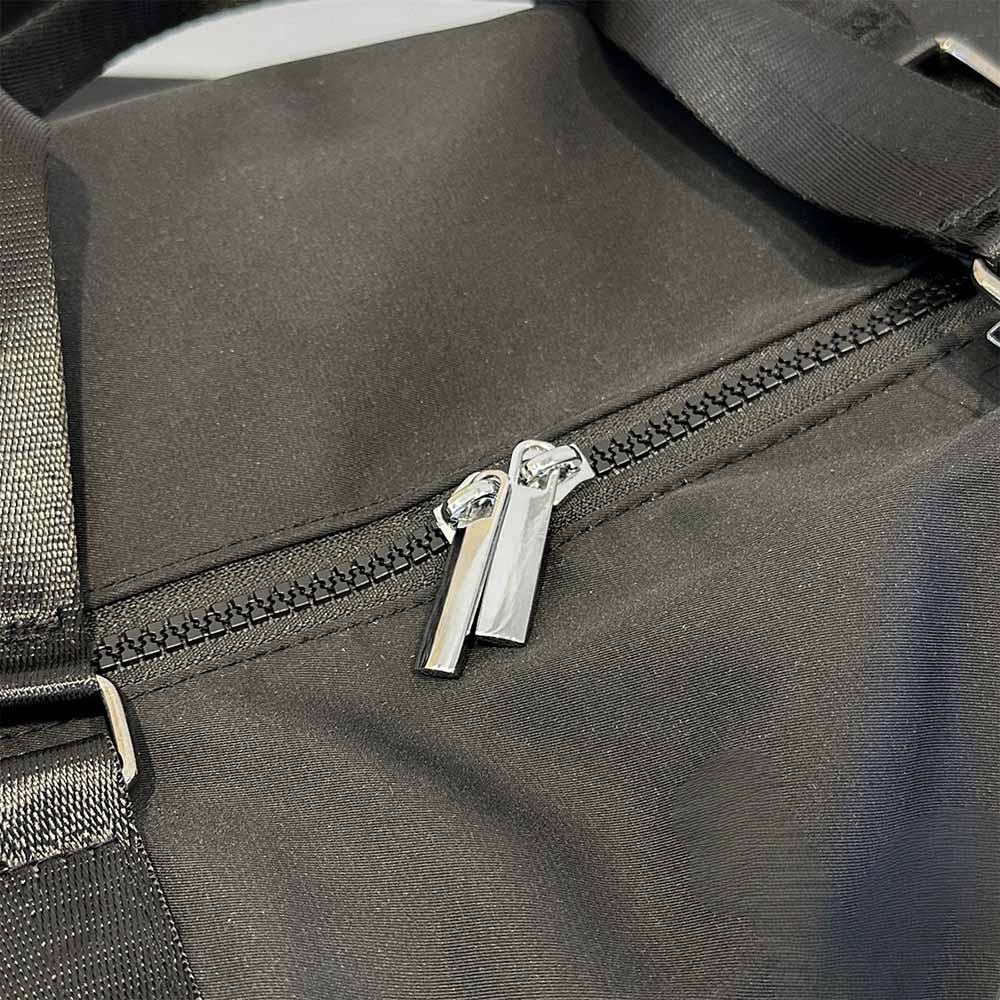 Men's and Women's Fitness Bags, Portable Training Bags, Sports Bags, Independent Shoes, Large-capacity Travel Bags.